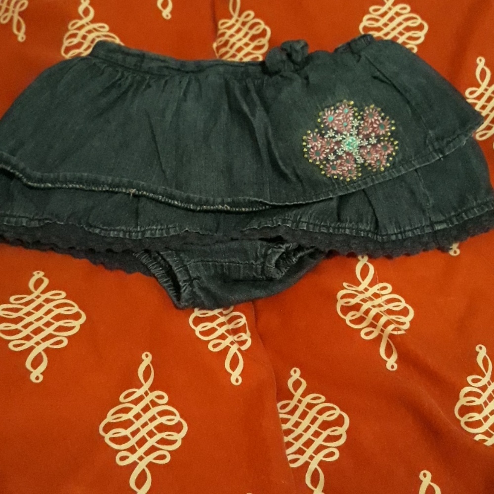 12M Skort